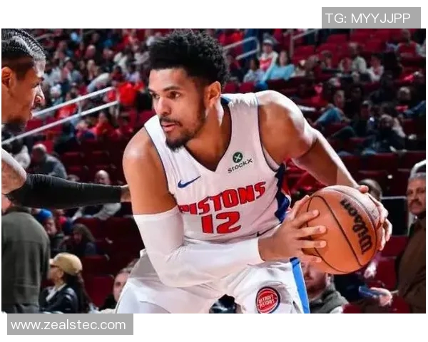 乔治低迷之夜：10投仅3中，正负值-18全场最低